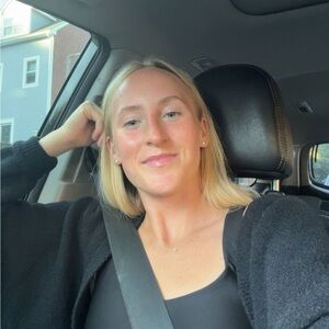 Meet your Posher, Emma